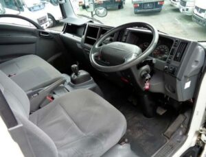 ISUZU Elf 4 Ton